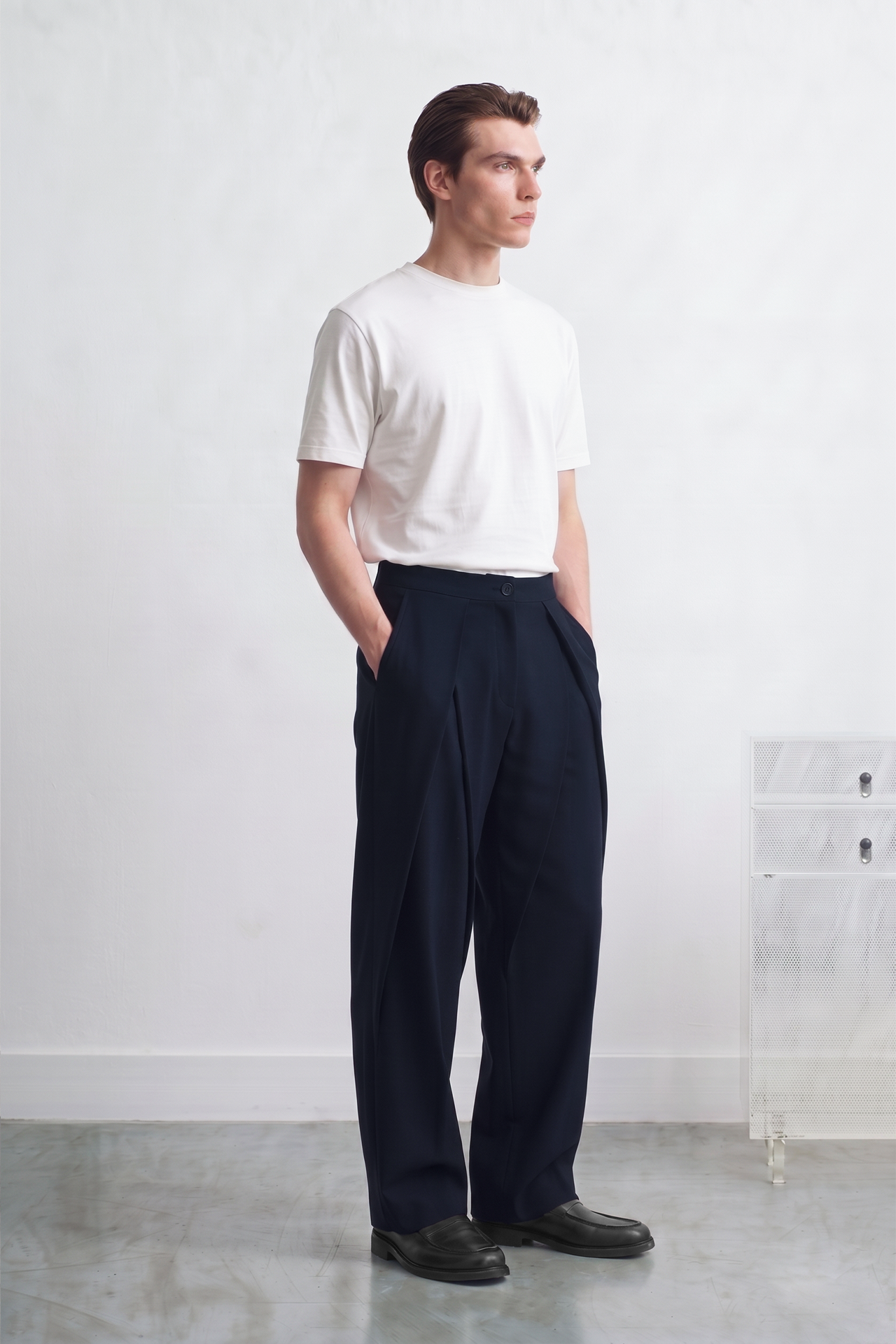 Double Çapraz Pile Relaxed Fit Kumaş Pantolon