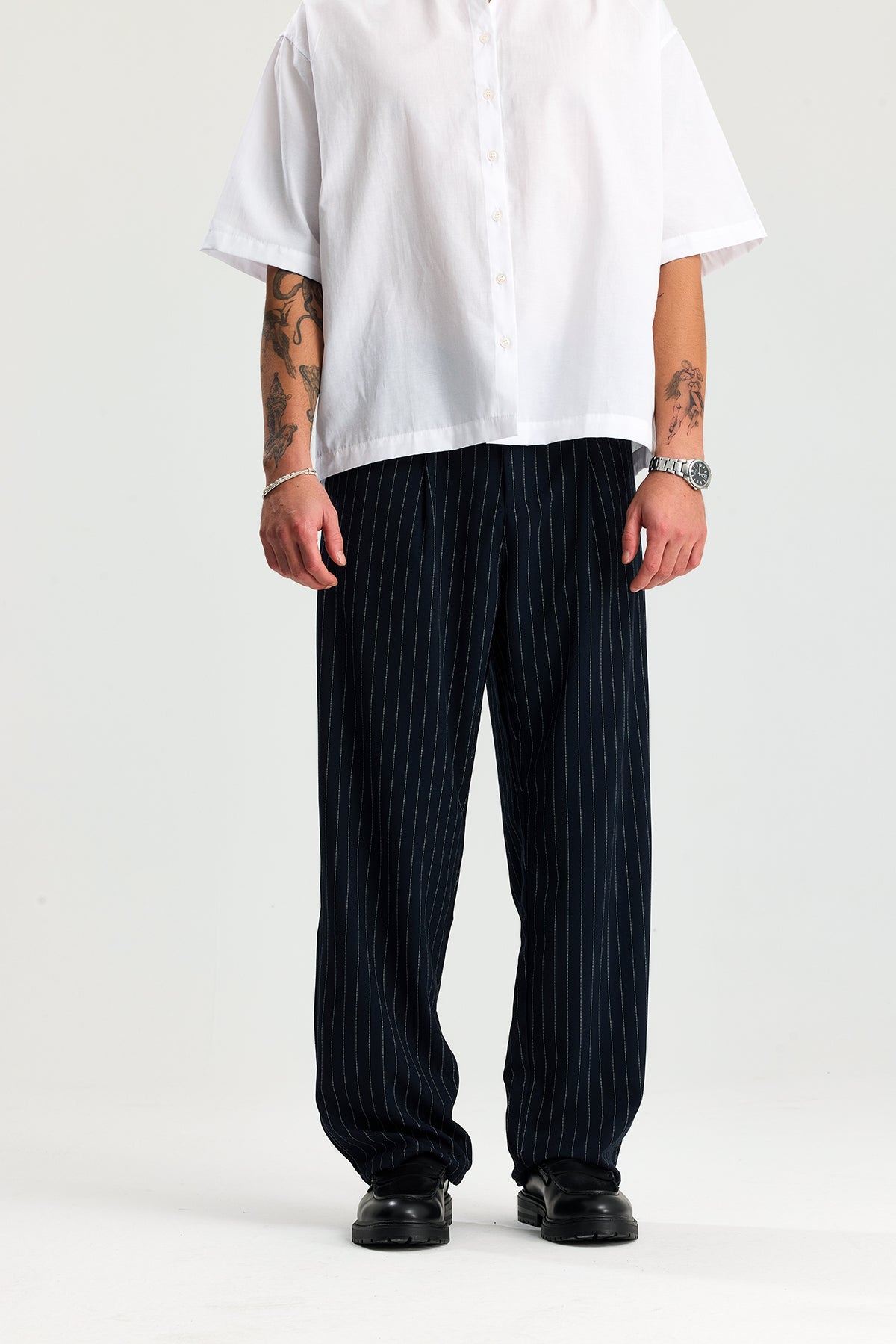 Beyaz Çizgili Baggy Fit Kumaş Pantolon