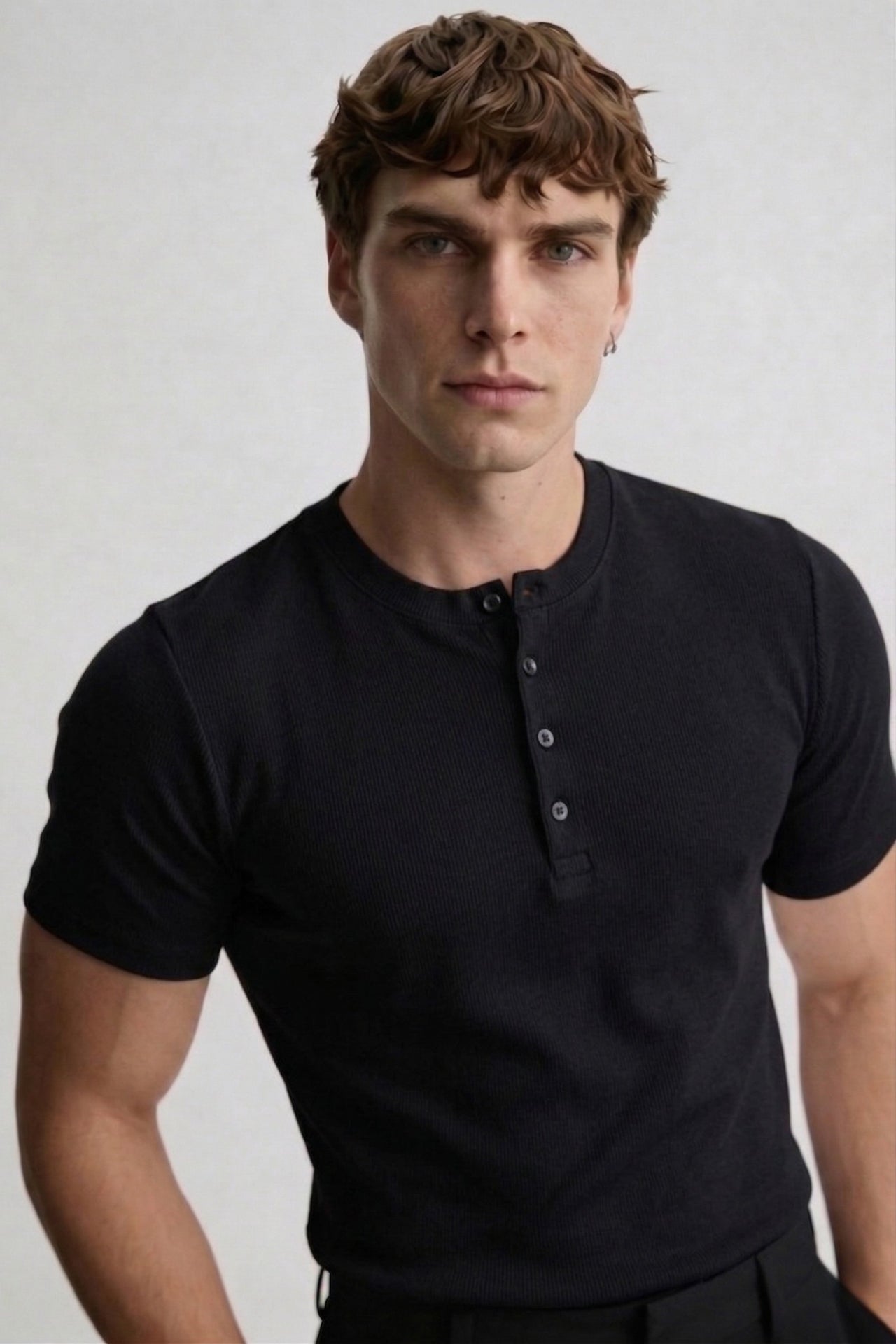 Henley Yaka Düğmeli Dar Kesim Kısa Kollu Tişört