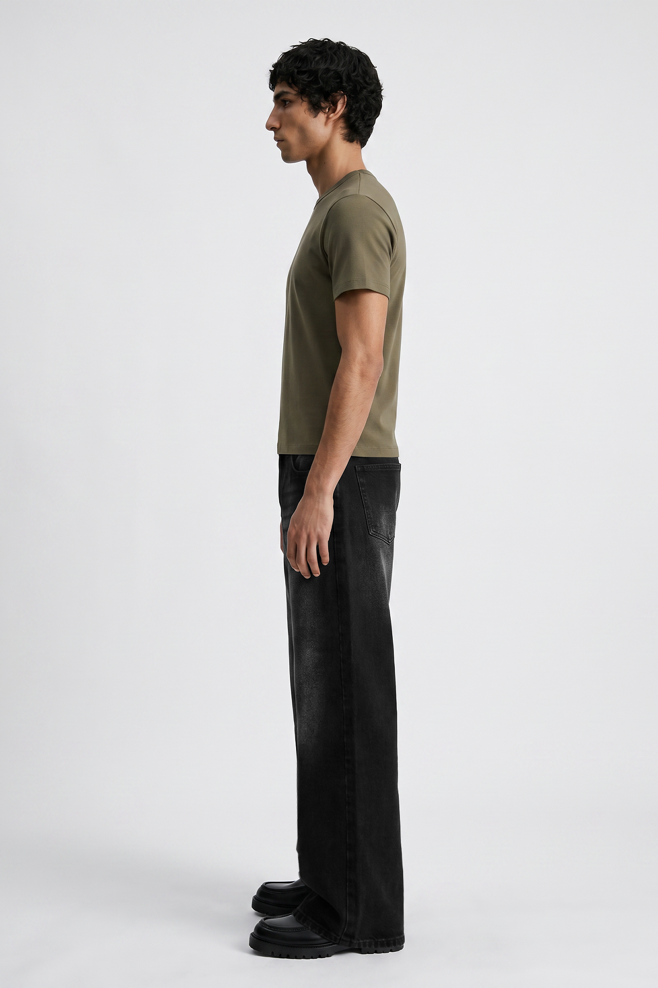 Straight Fit Geniş Paça Tokyo Jeans