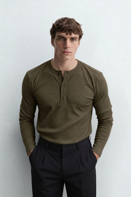 Henley Yaka Düğmeli Dar Kesim Uzun Kollu Tişört