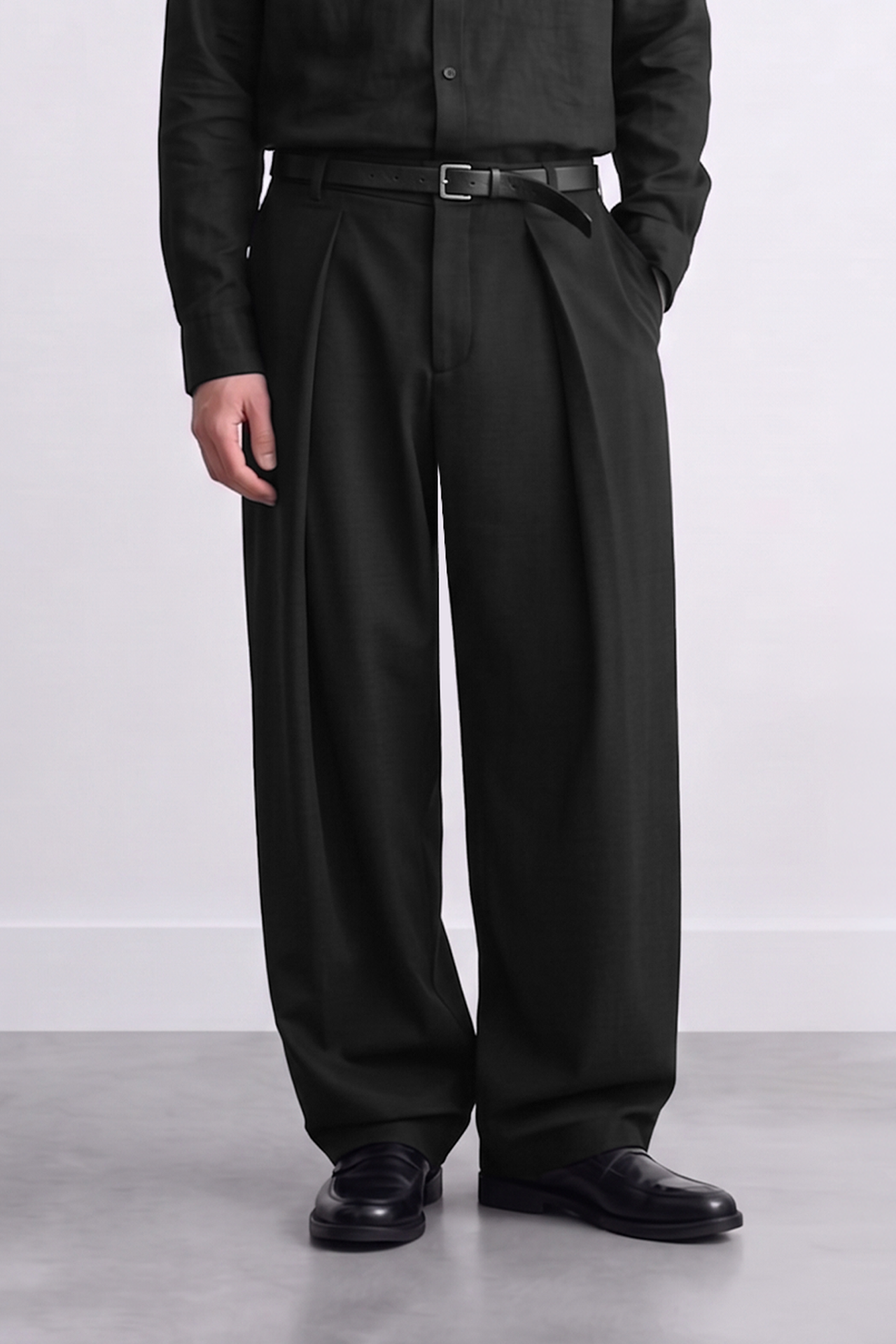 Relaxed Fit Derin Pileli Kumaş Pantolon