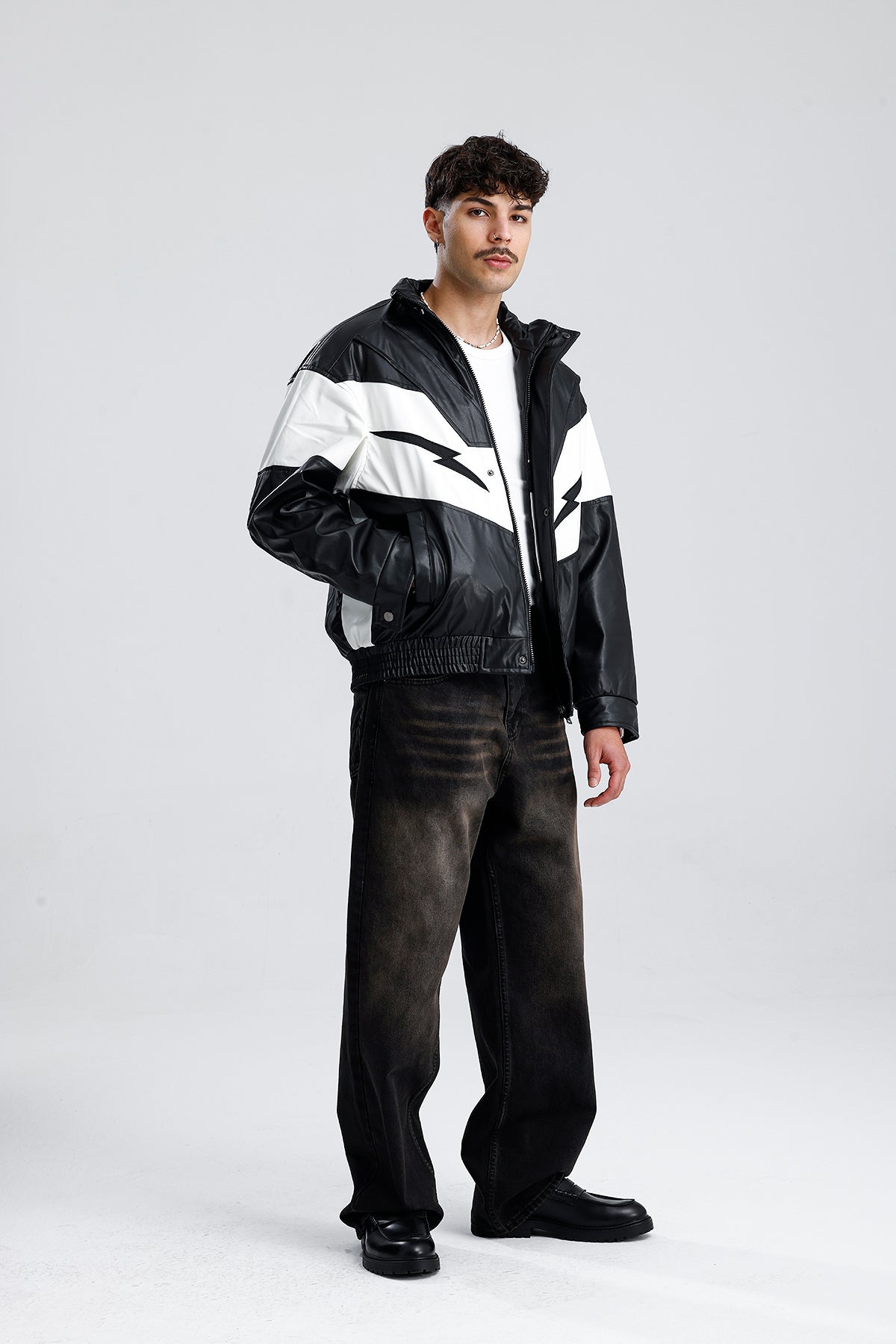 Şimşek Desen Oversize Siyah Deri Ceket