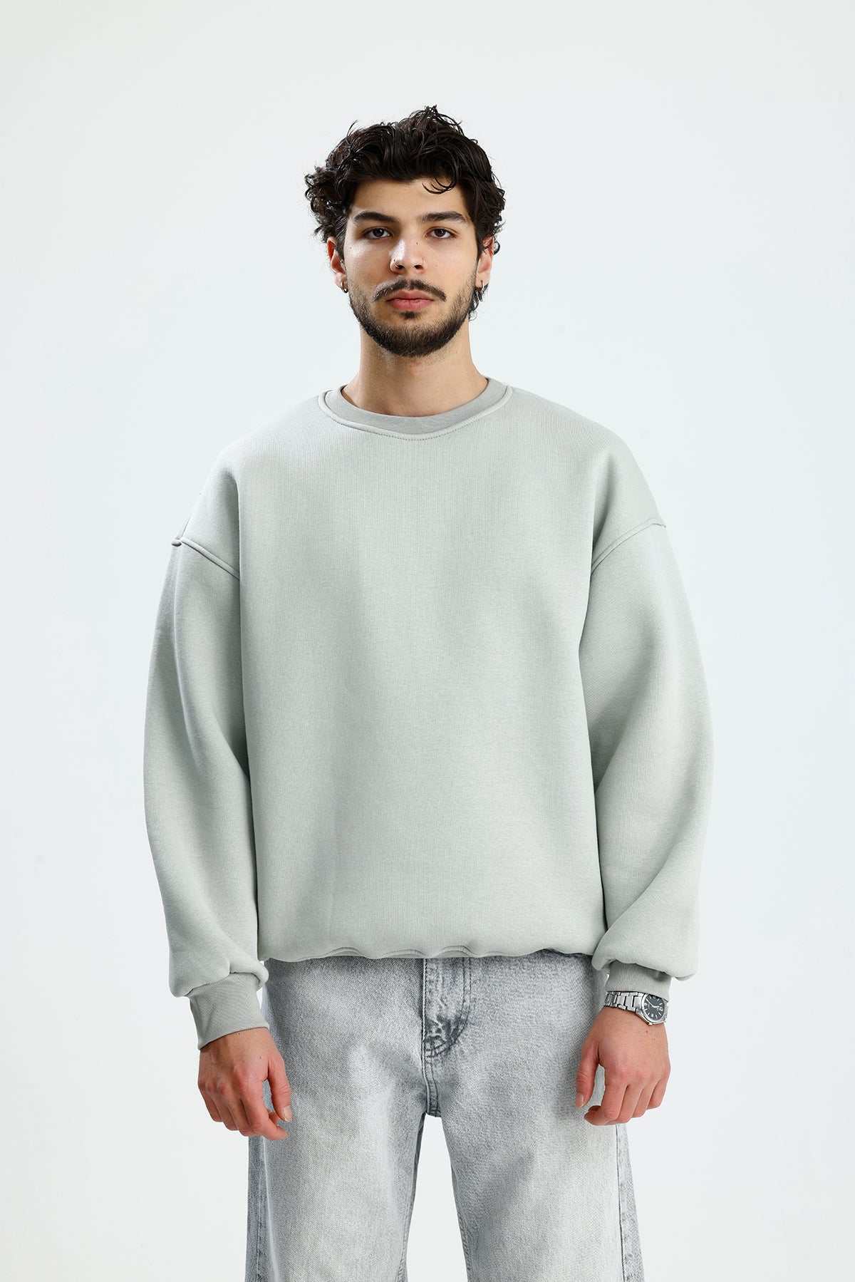 Basic Bisiklet Yaka Oversize Sweatshirt