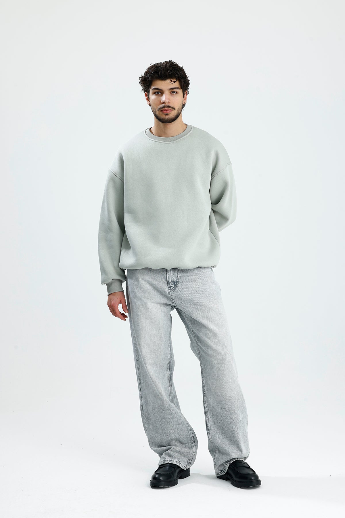 Basic Bisiklet Yaka Oversize Sweatshirt