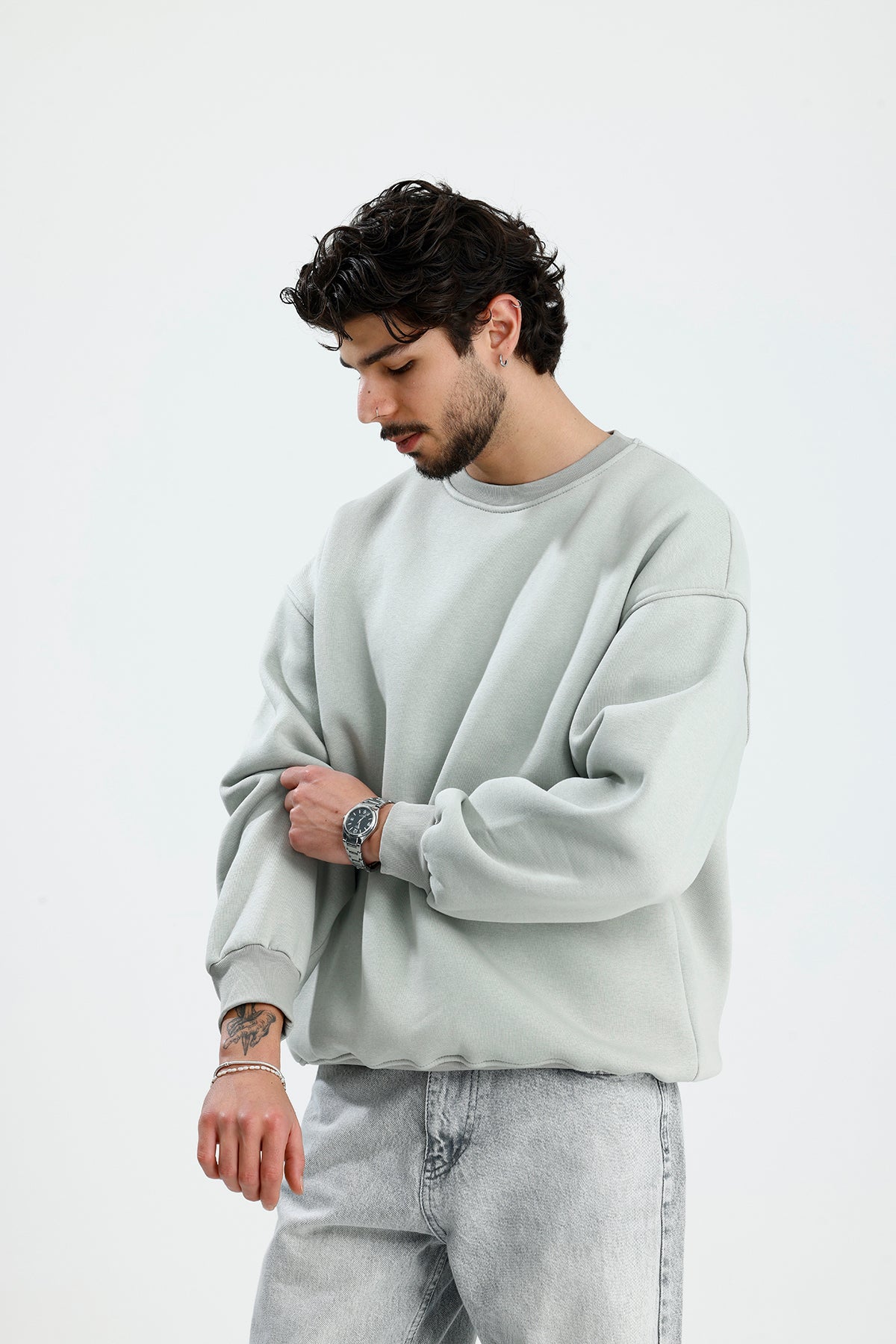 Basic Bisiklet Yaka Oversize Sweatshirt