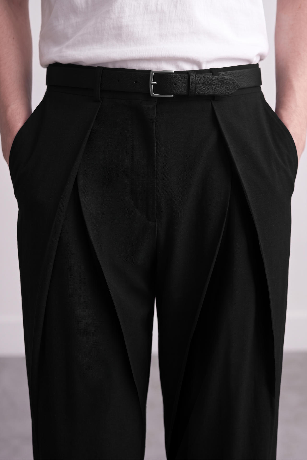 Double Çapraz Pile Relaxed Fit Kumaş Pantolon