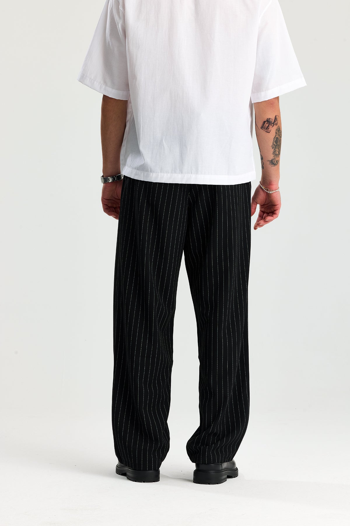 Beyaz Çizgili Baggy Fit Kumaş Pantolon