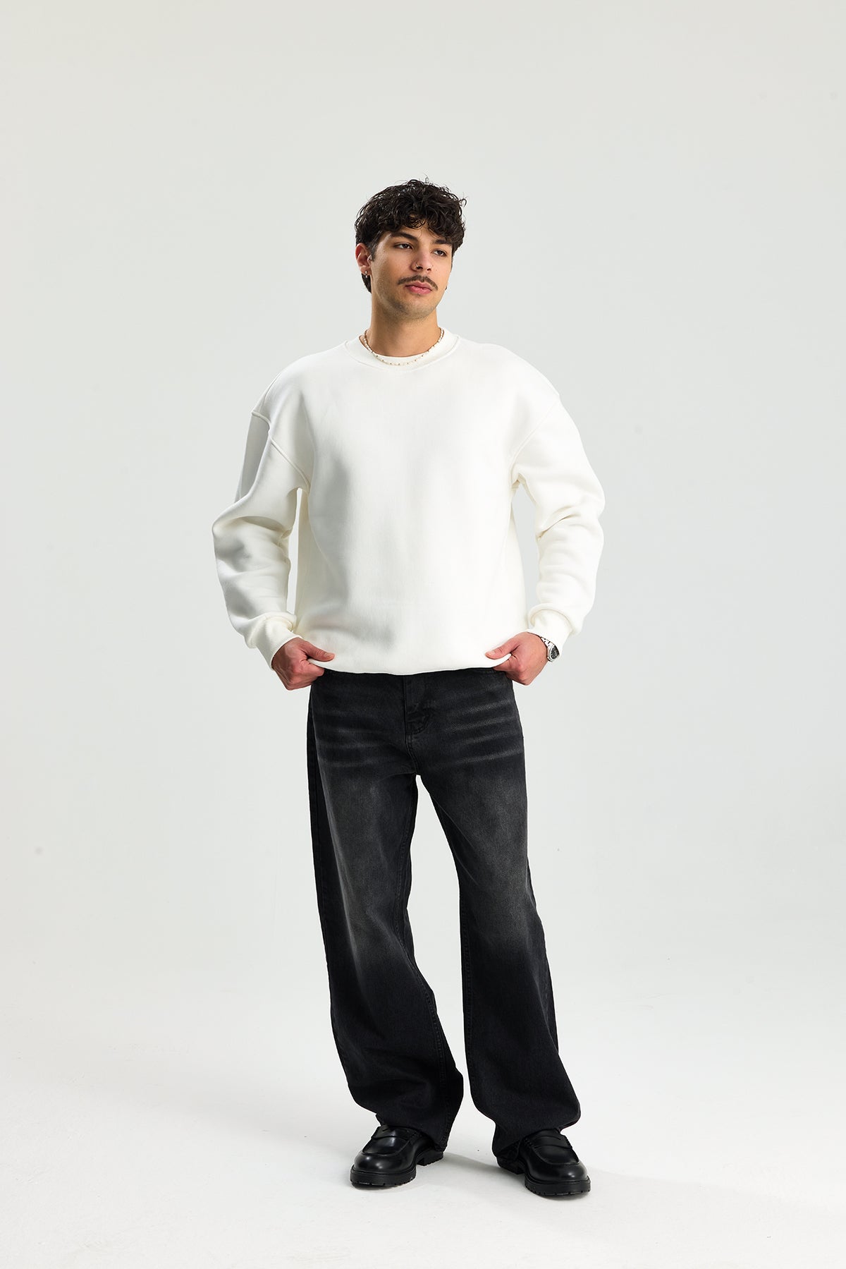 Basic Bisiklet Yaka Oversize Sweatshirt