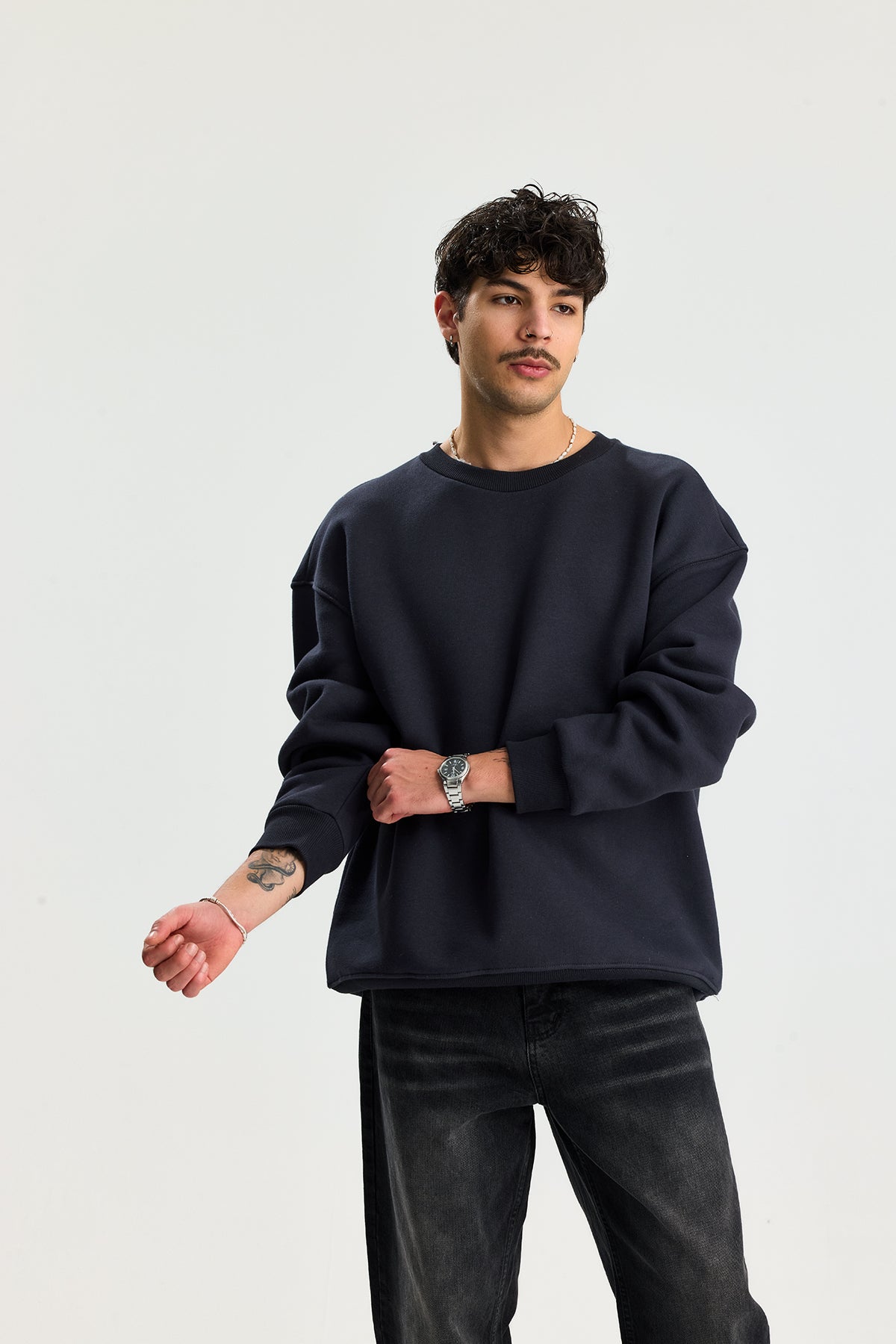 Basic Bisiklet Yaka Oversize Sweatshirt