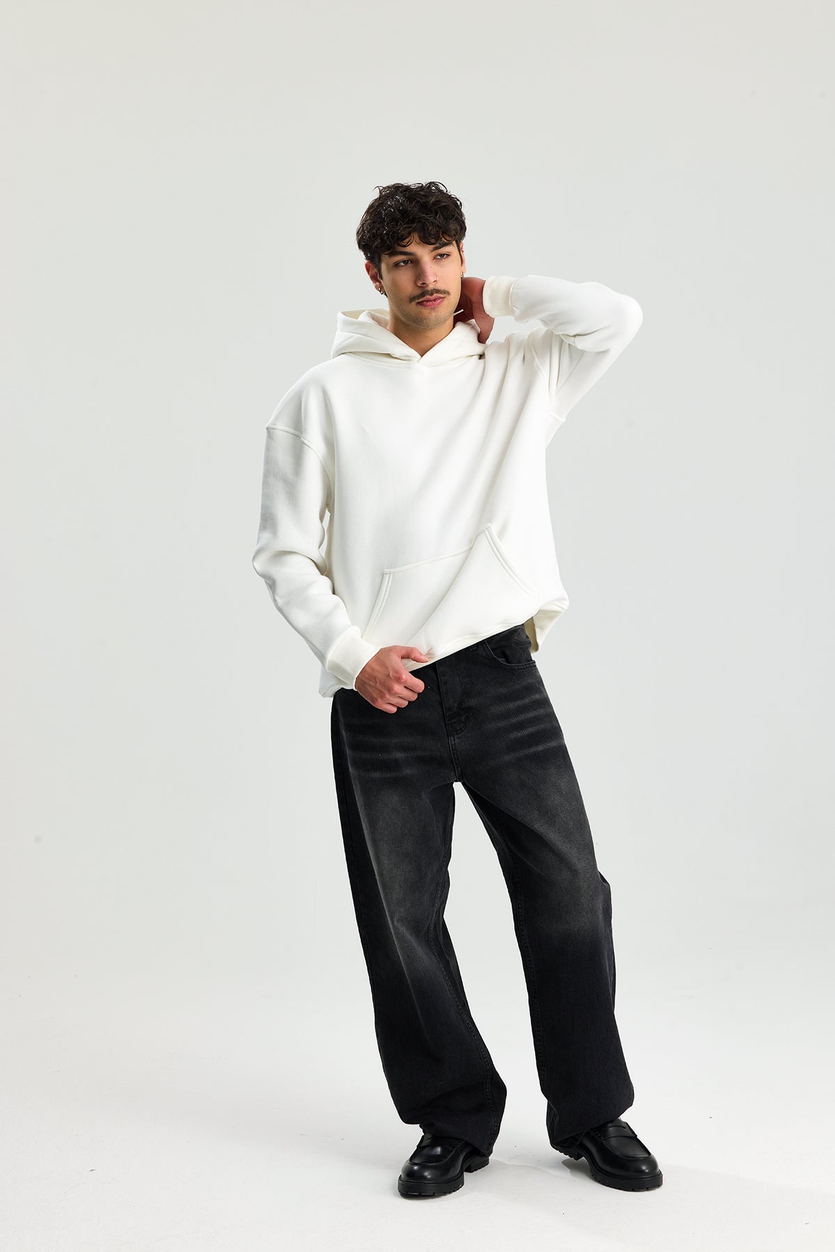 Basic Kapüşonlu Oversize Sweatshirt