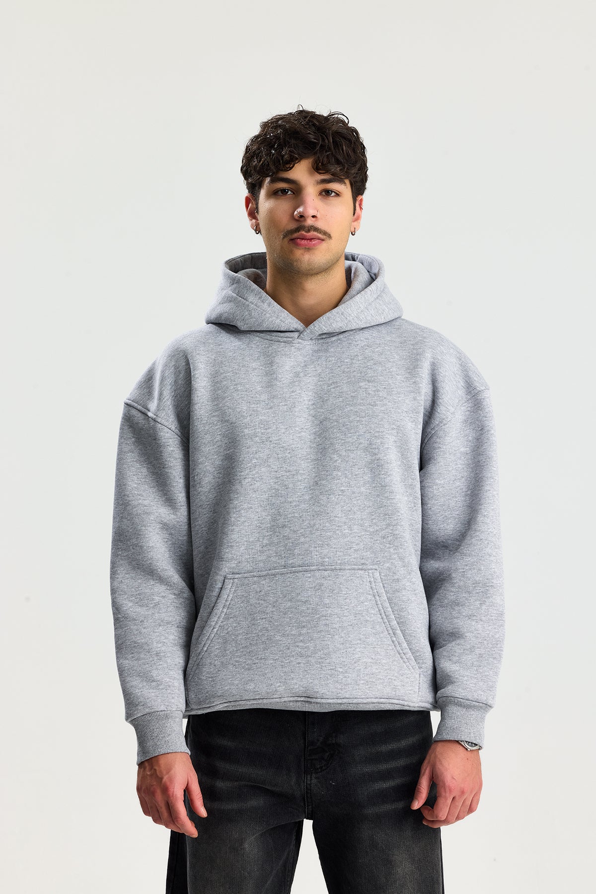 Basic Kapüşonlu Oversize Sweatshirt