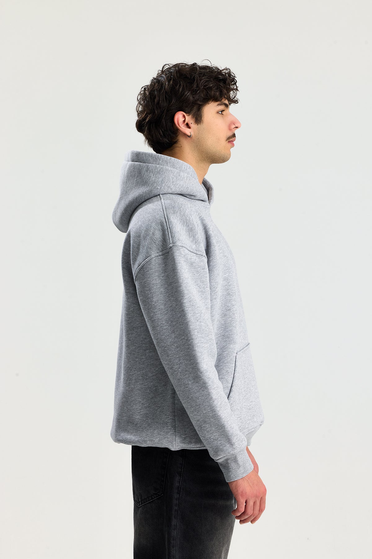 Basic Kapüşonlu Oversize Sweatshirt