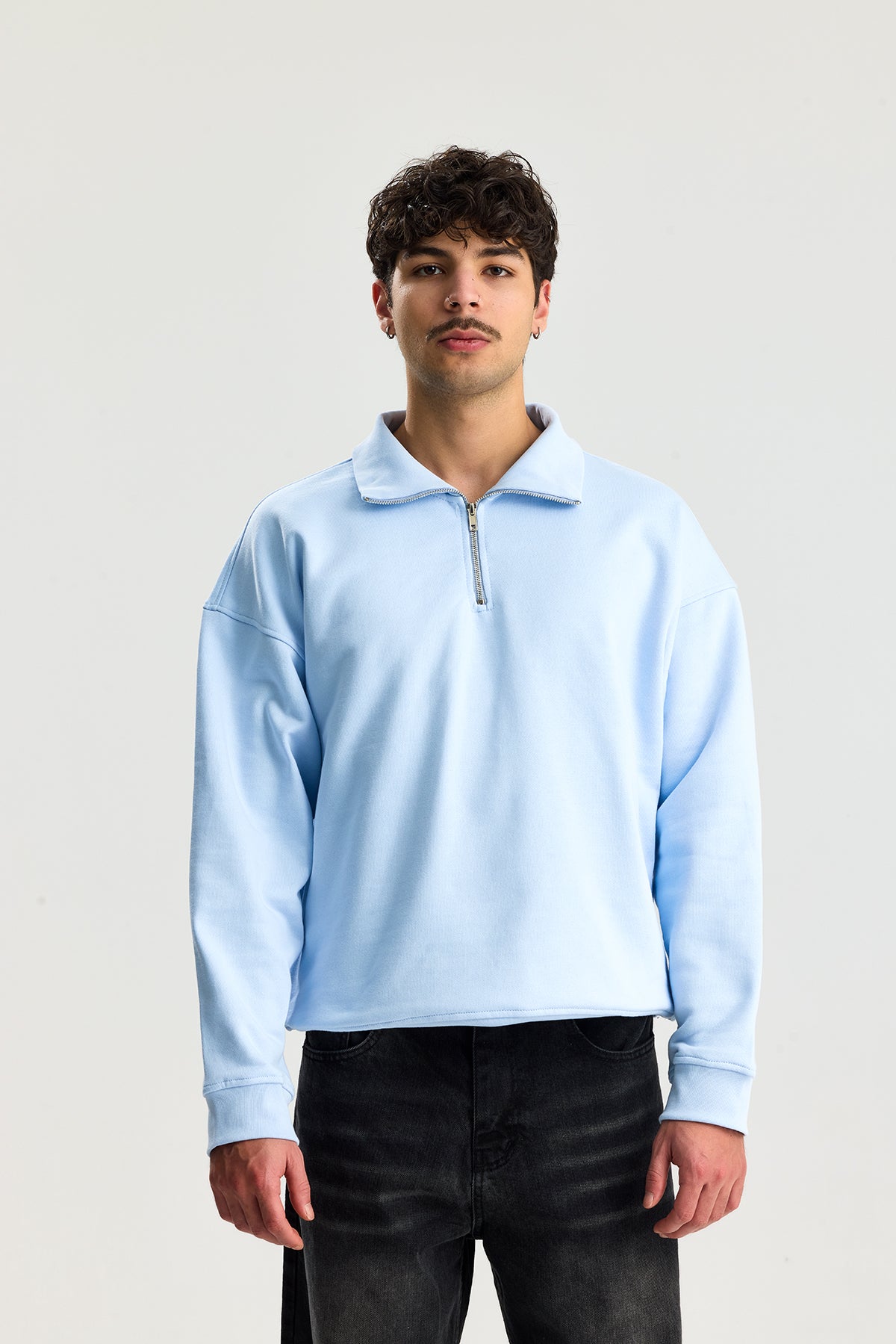 Basic Fermuarlı Yaka Sweatshirt