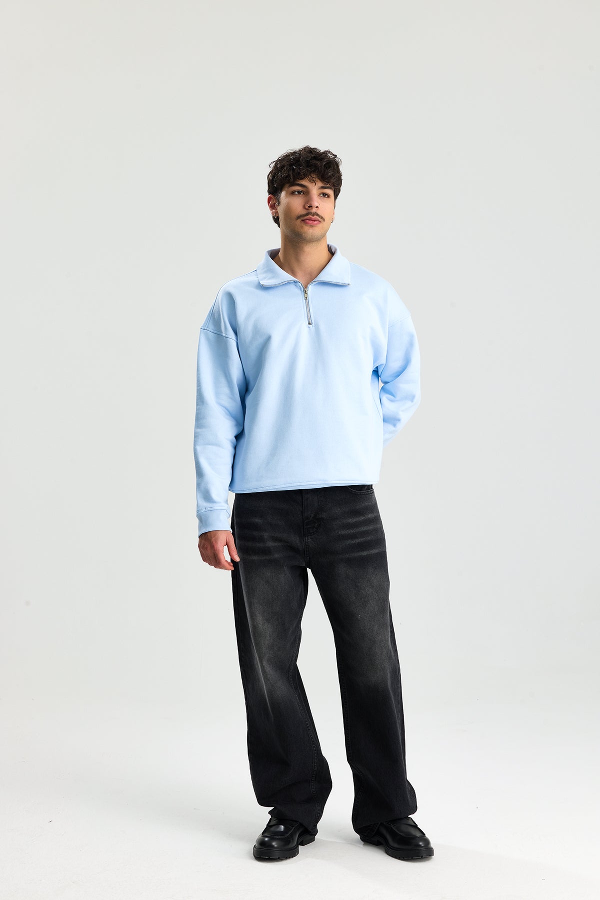 Basic Fermuarlı Yaka Sweatshirt