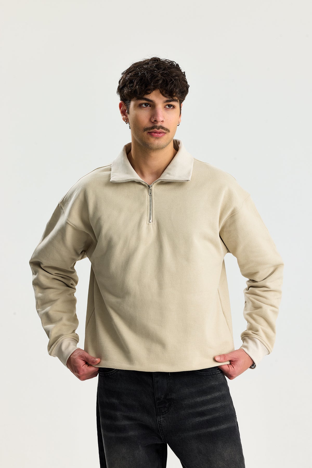 Basic Fermuarlı Yaka Sweatshirt