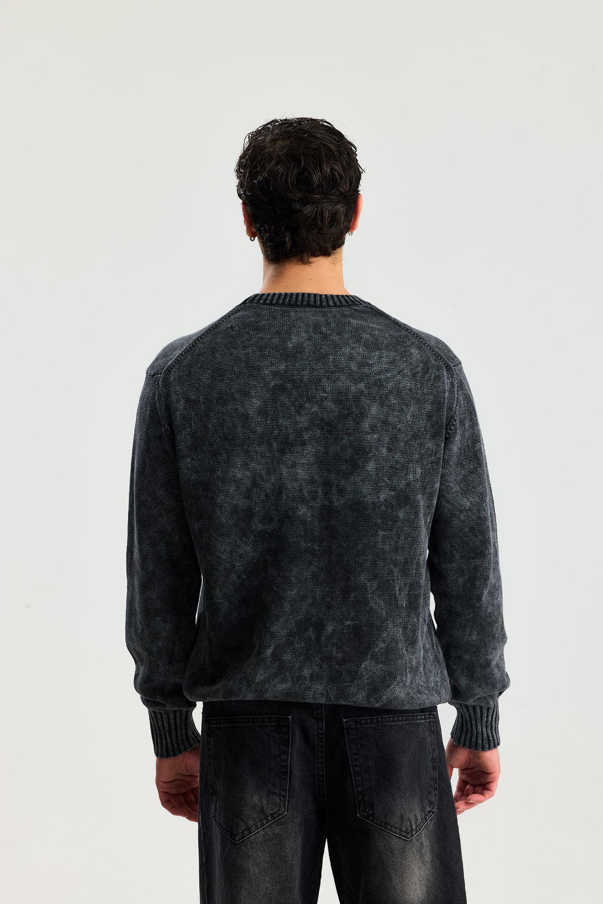 Yıkama Efektli Relaxed Fit Dokulu Kazak